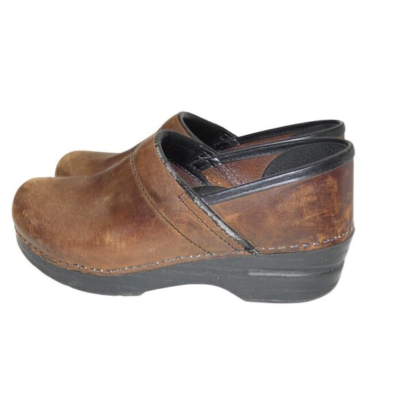 Dansko Professional Brown Distressed Leather Clogs Size 38 Grunge Rustic - Picture 5 of 10